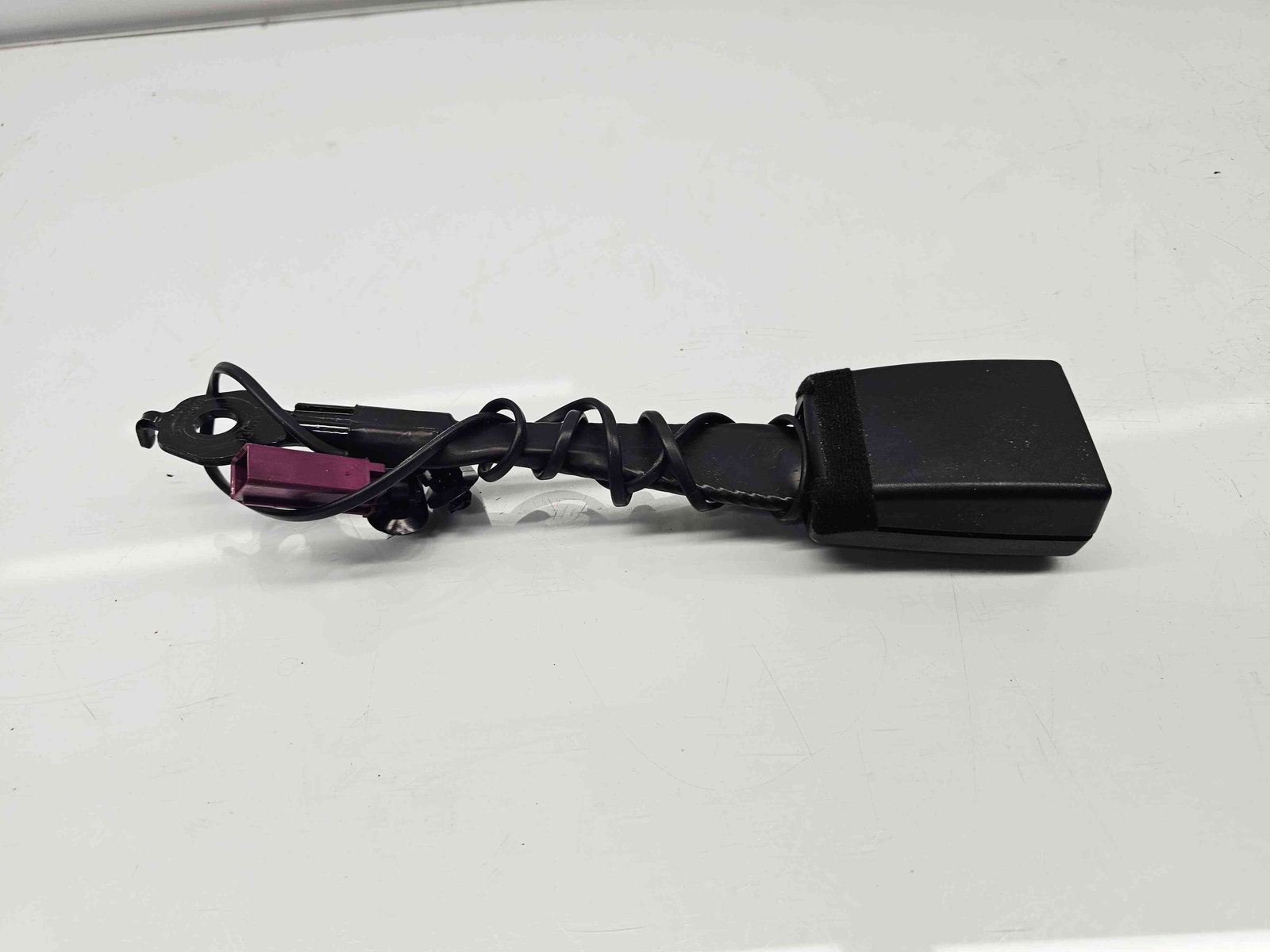 Capsa centura stanga fata Ford B-Max [Fabr 2012-prezent] AV11-R61208-AC - imagine 1