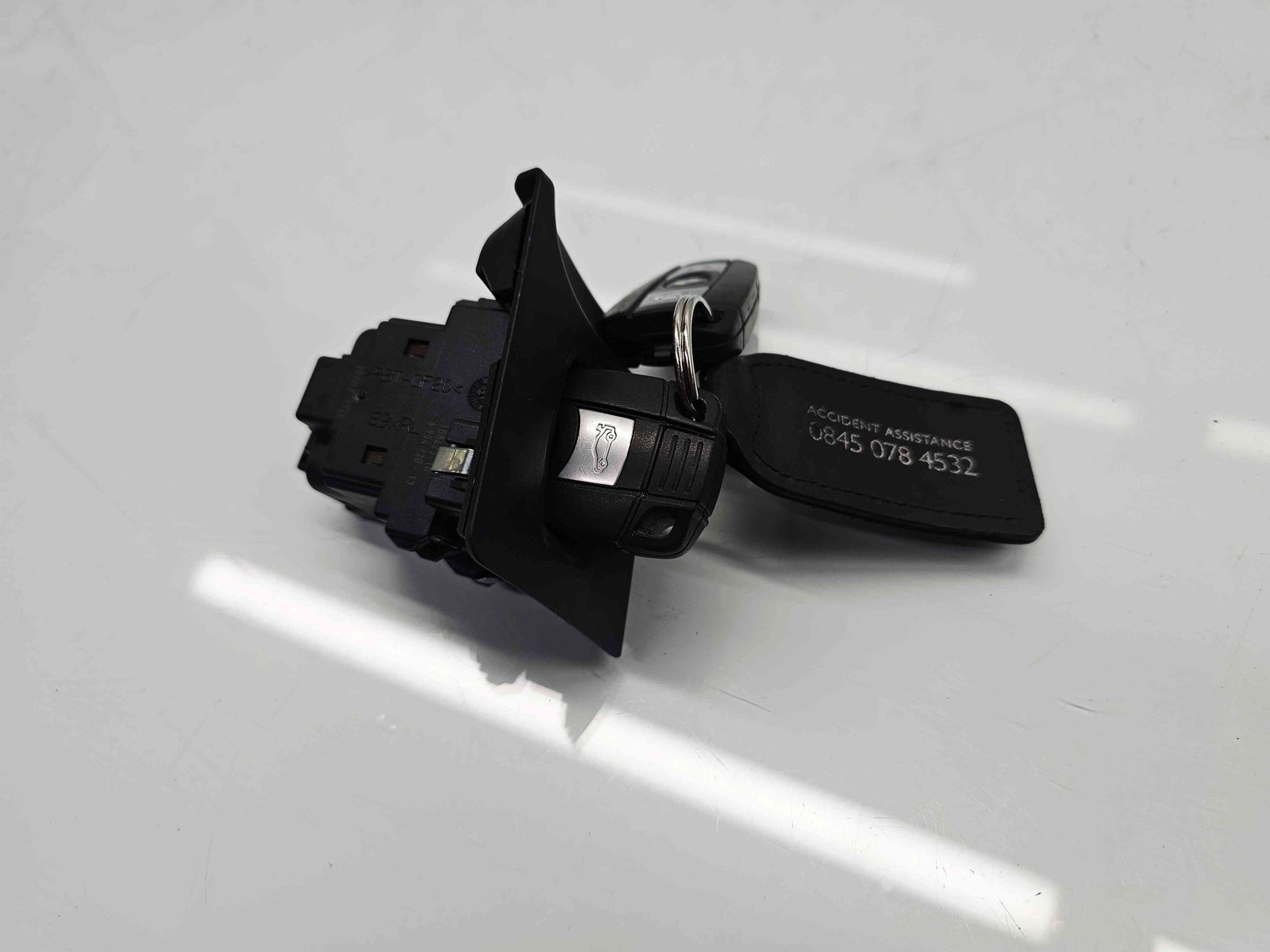 Contact cu cheie Bmw 3 Cabriolet (E93) [Fabr 2006-2011] Facelift 6954720 2.0 N47D20135KW / 184CP - imagine 5