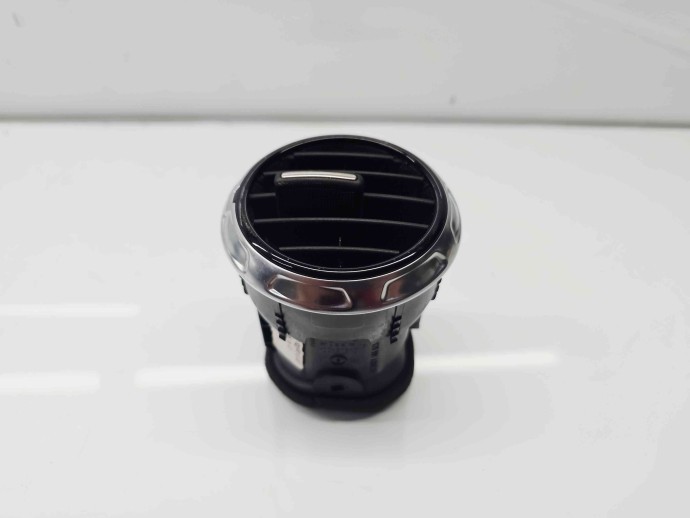  Grila aerisire centrala Audi TT (8J3) [Fabr 2006-2013] 8J0820901E