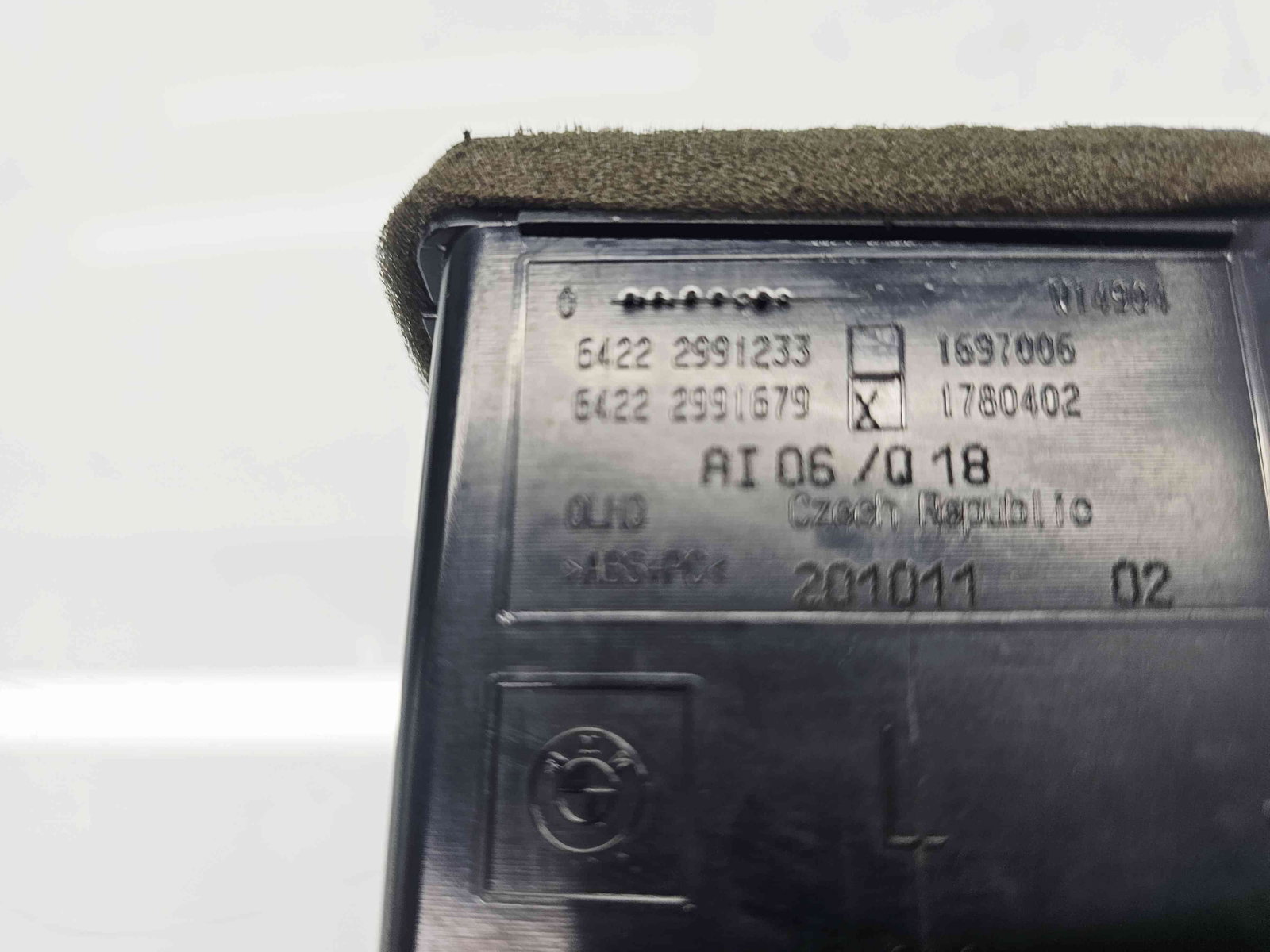 Grila aerisire stanga Bmw X1 (E84) [Fabr 2009-2015] 2991233 - imagine 2