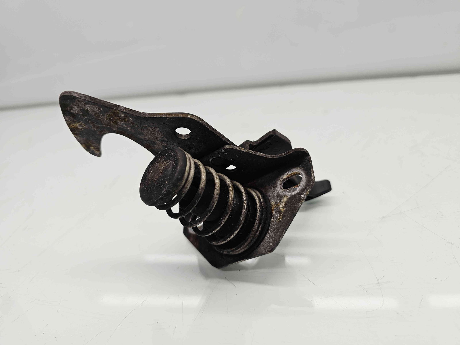 Maner deschidere capota Bmw X1 (E84) [Fabr 2009-2015] OEM - imagine 2