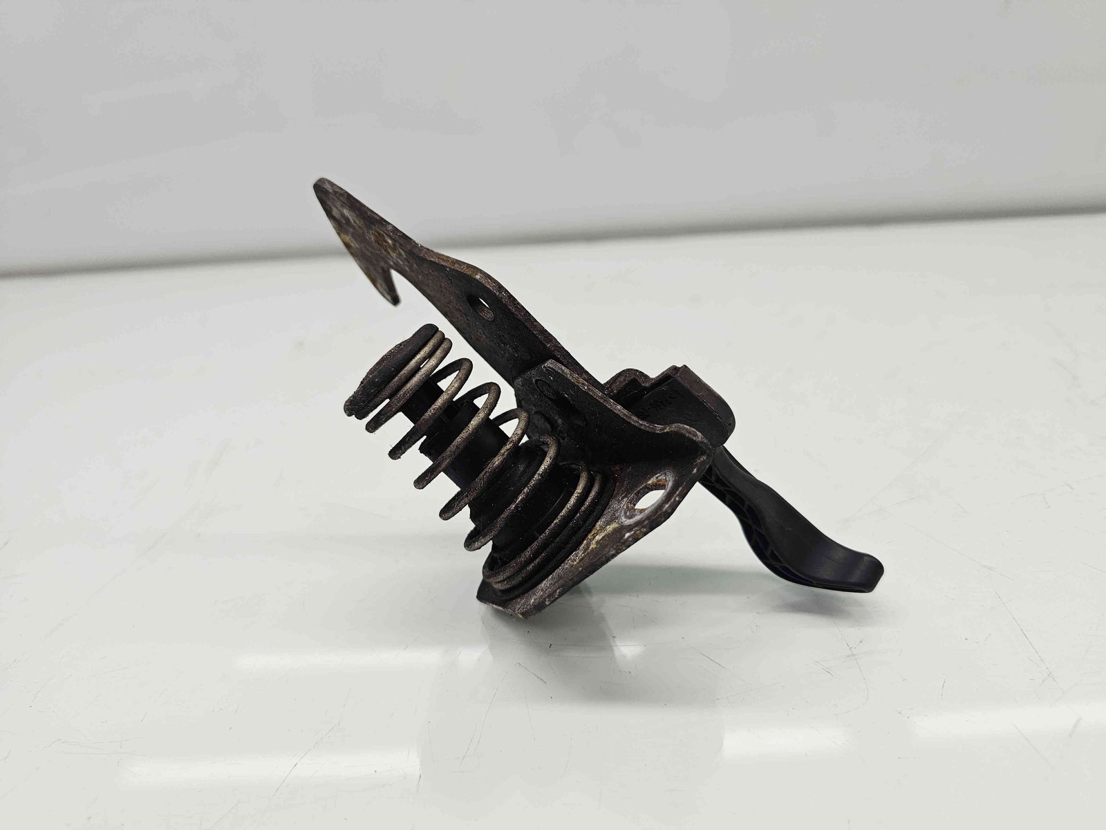 Maner deschidere capota Bmw X1 (E84) [Fabr 2009-2015] OEM - imagine 3