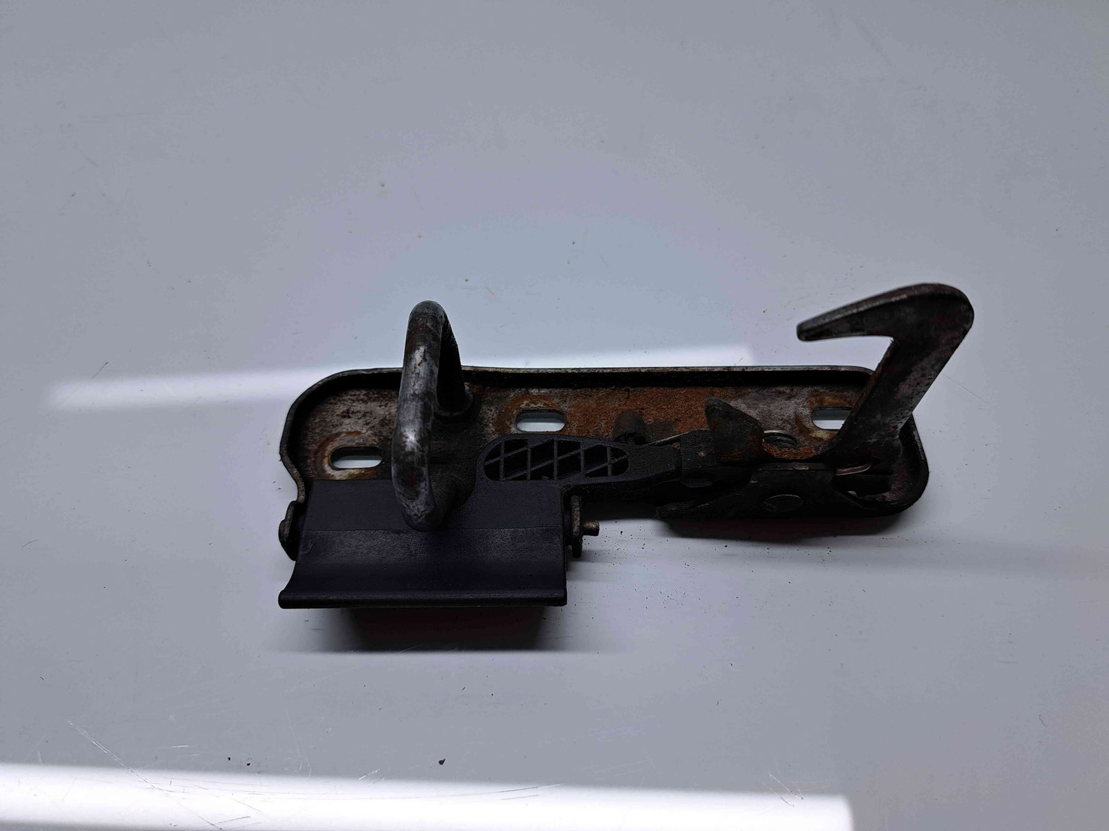 Maner deschidere capota Volkswagen Golf 6 (5K1) [Fabr 2009-2013] 1K0823480 - imagine 3