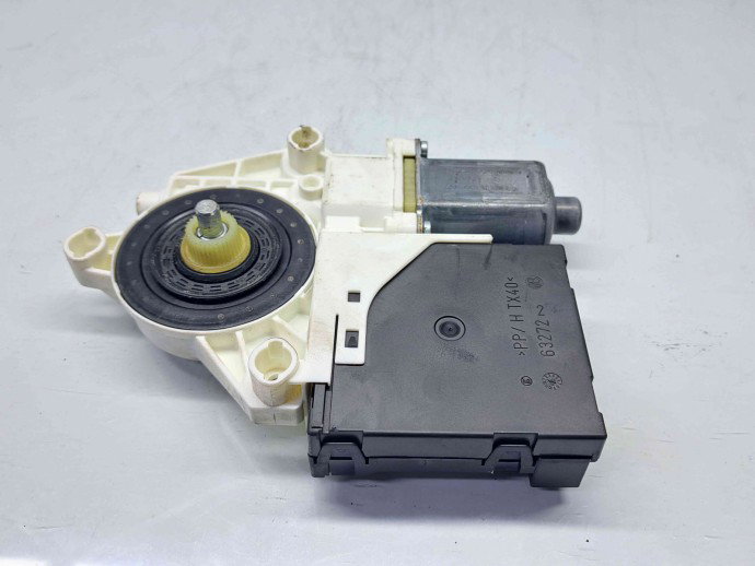 Motoras geam stanga fata Audi A3 Sportback (8PA) [Fabr 2004-2013] 8P0959802K