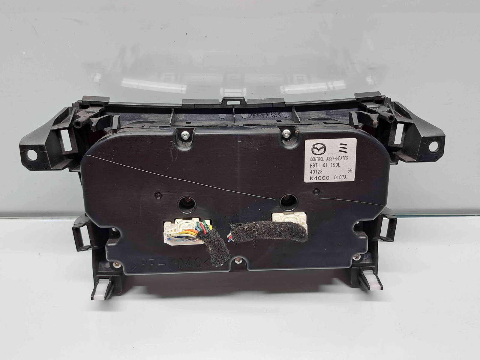 Panou comanda clima MAZDA 3 II Hatchback Facelift [Fabr 2011-2013] BBT161190L - imagine 2