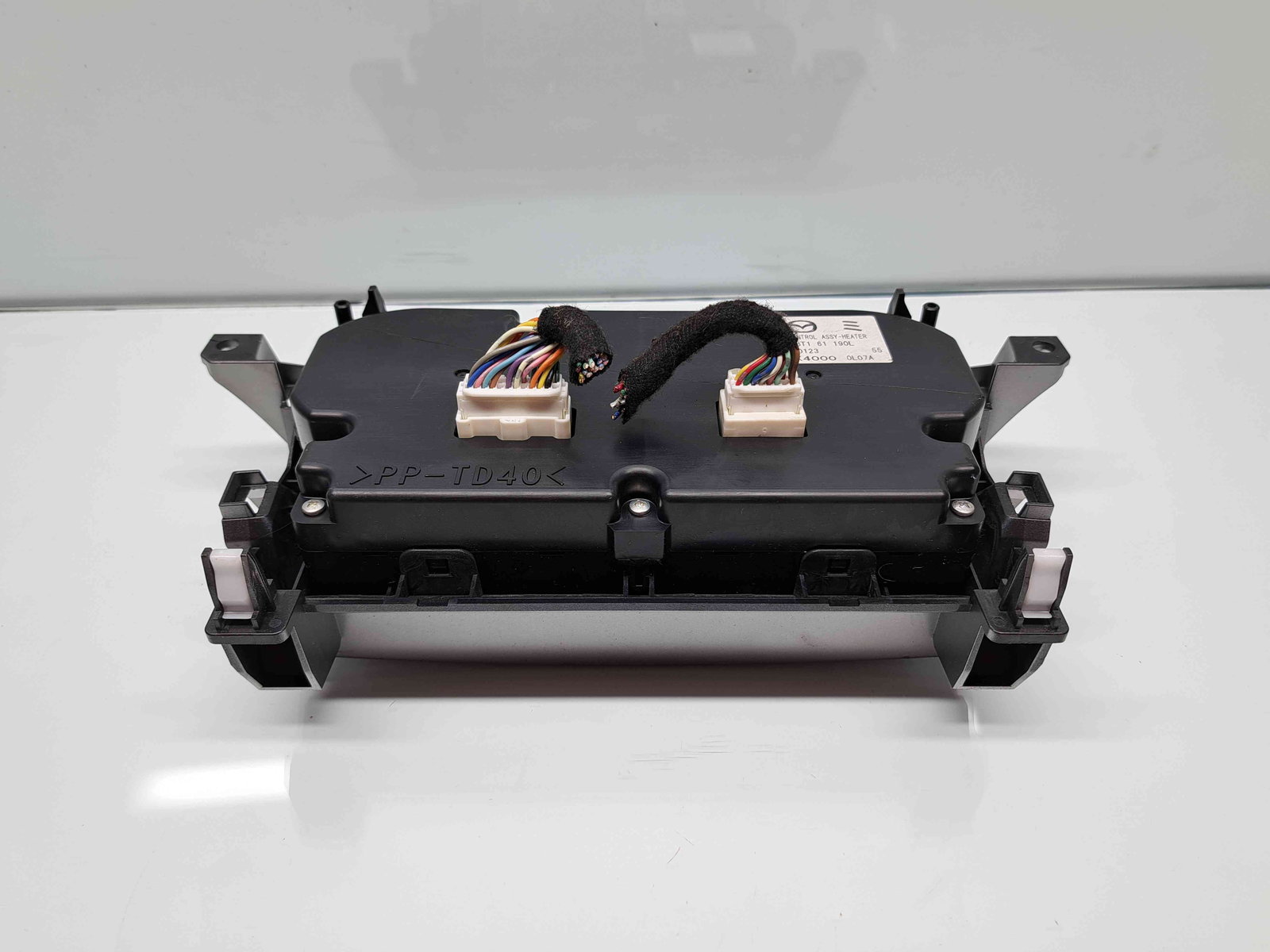 Panou comanda clima MAZDA 3 II Hatchback Facelift [Fabr 2011-2013] BBT161190L - imagine 3