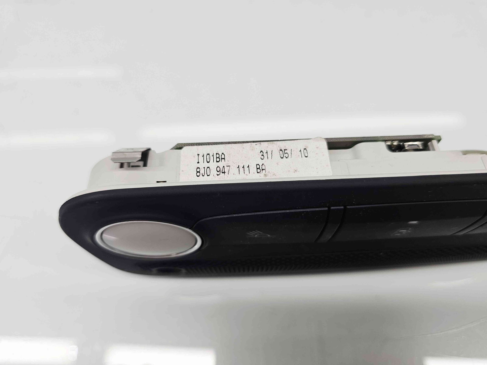 Plafoniera fata Audi TT (8J3) [Fabr 2006-2013] 8J0947111BA - imagine 2