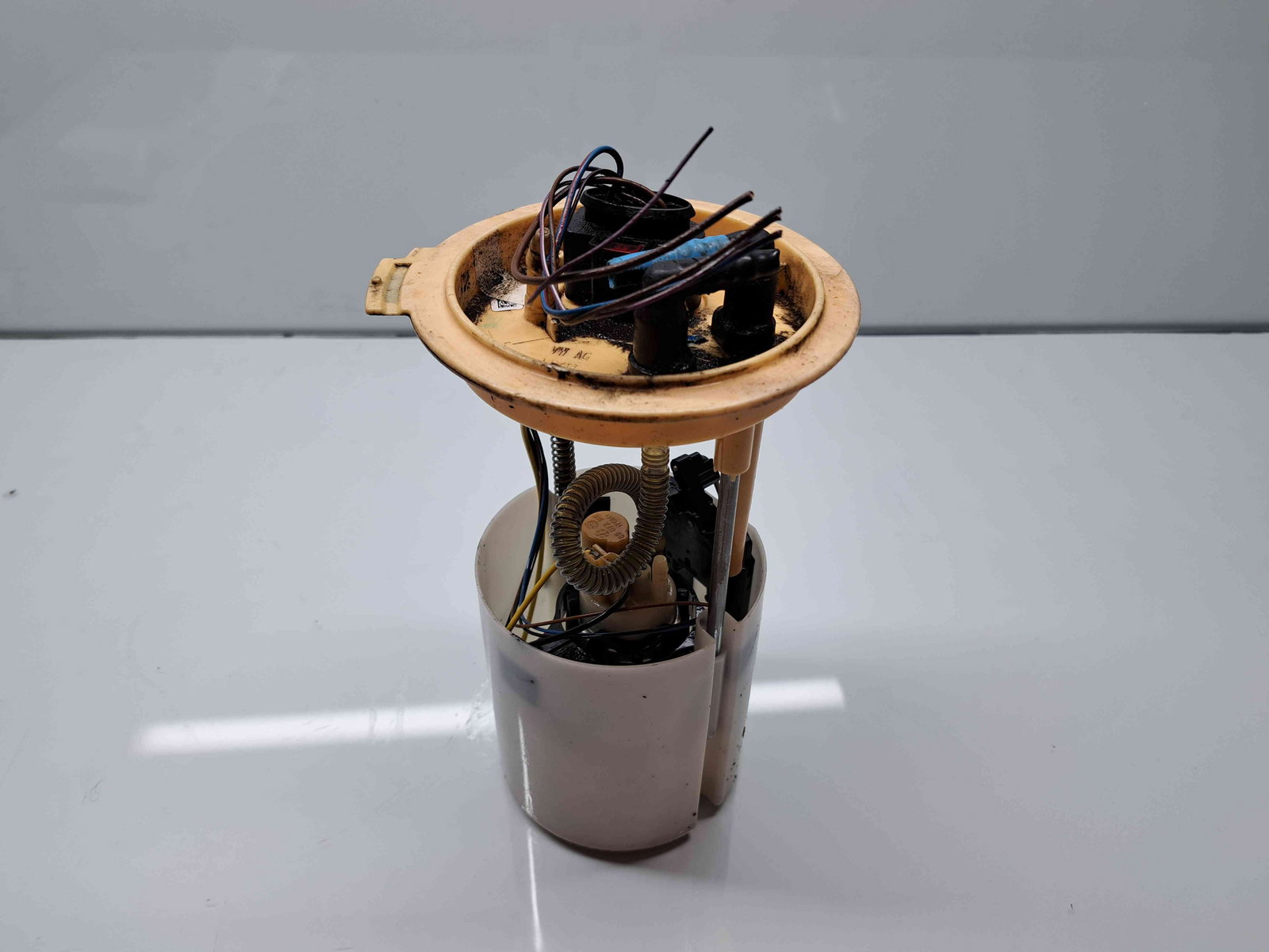 Pompa combustibil Volkswagen Golf 6 (5K1) [Fabr 2009-2013] 1K0919050J 1.6 TDI CAYB 66KW / 90CP - imagine 2