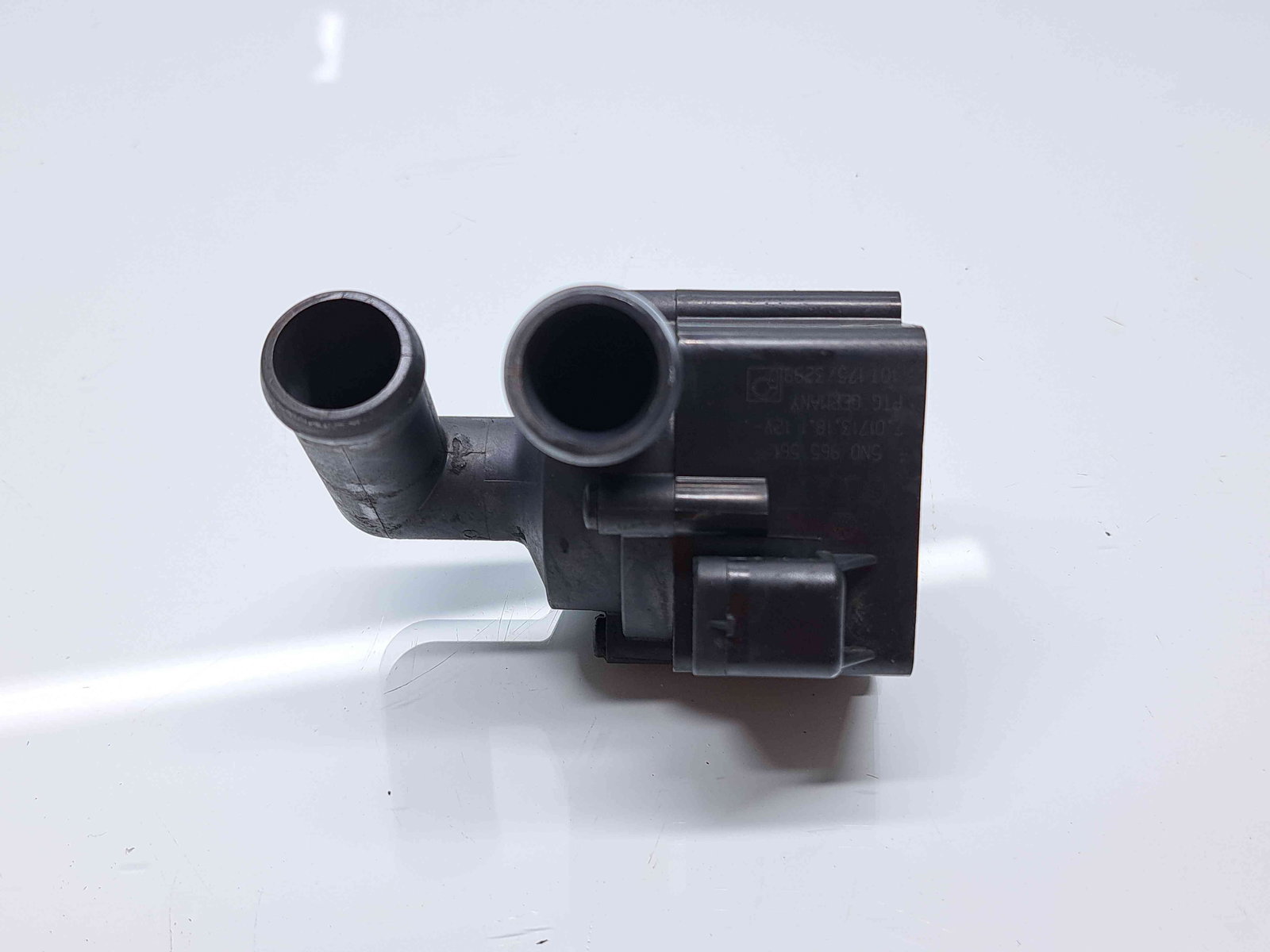 Pompa recirculare apa Audi TT (8J3) [Fabr 2006-2013] 5N0965561 2.0 TDI CFGB 125KW / 170CP - imagine 1