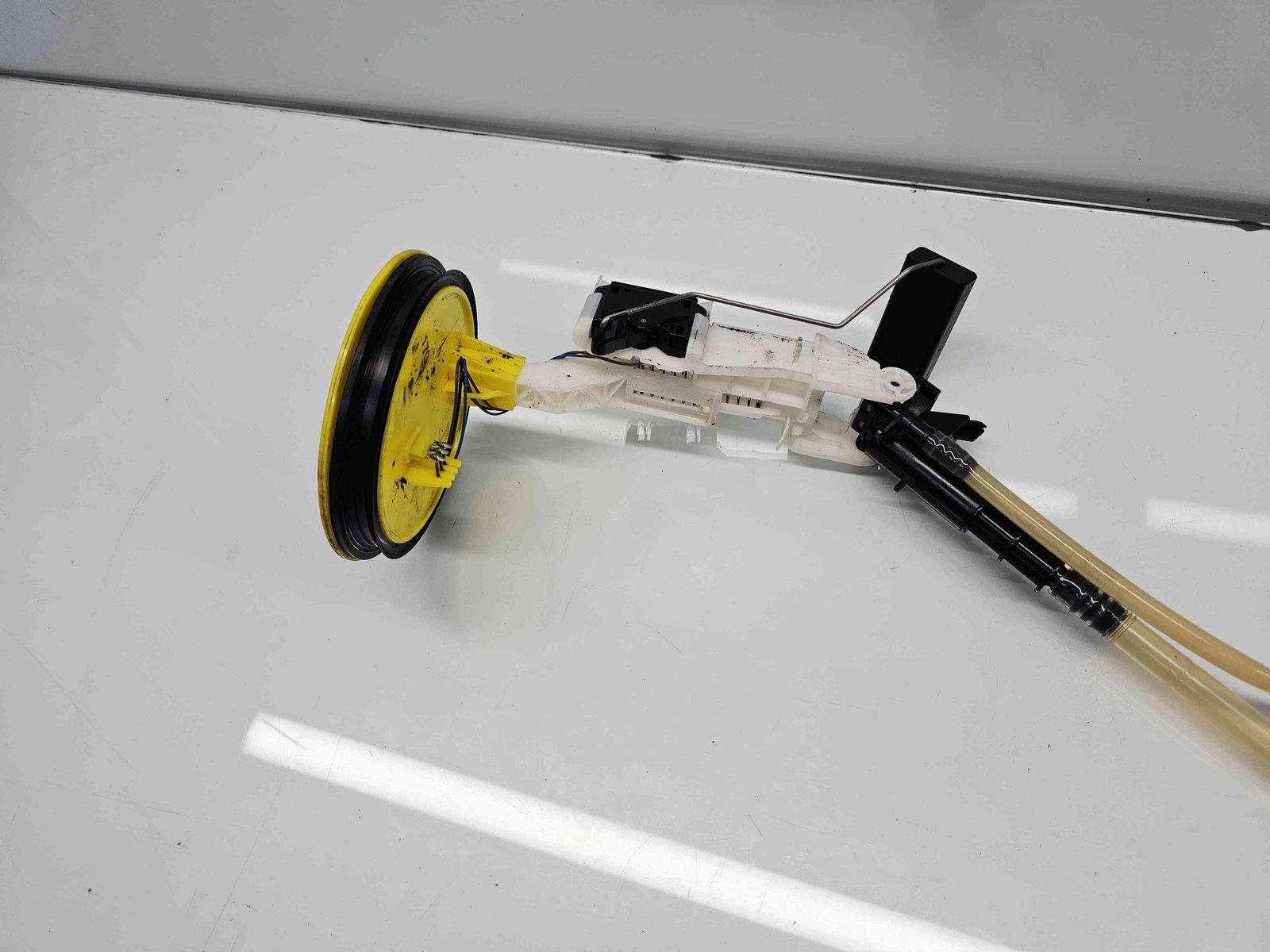 Sonda litrometrica Audi TT (8J3) [Fabr 2006-2013] 1K0919673AK 2.0 TDI CFGB 125KW / 170CP - imagine 5