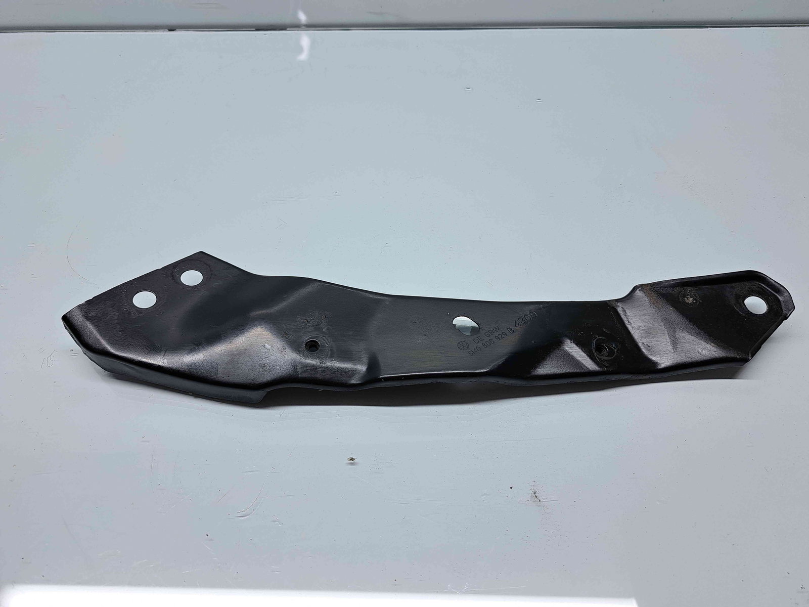 Suport far stanga Volkswagen Golf 6 (5K1) [Fabr 2009-2013] 5K0806929B - imagine 1