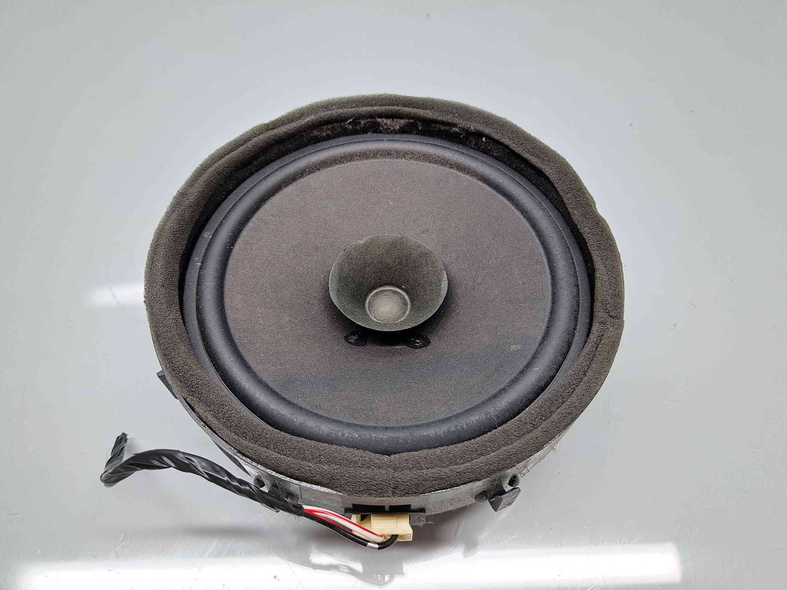 Boxa stanga fata MITSUBISHI Outlander II [Fabr 2006-2015] 8720A017 - imagine 1