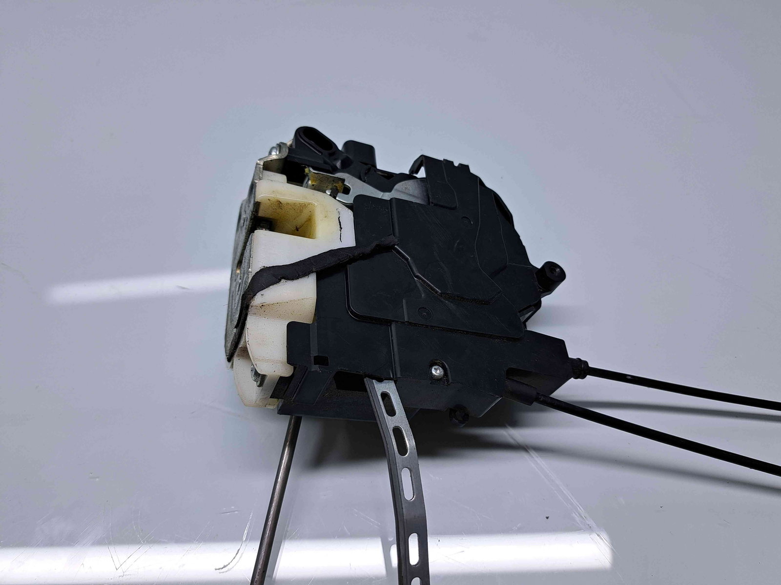 Broasca usa dreapta spate MITSUBISHI Outlander II [Fabr 2006-2015] OEM - imagine 4