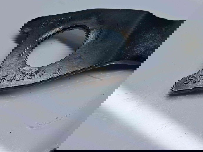  Capsa centura dreapta fata MITSUBISHI Outlander II [Fabr 2006-2015] 6054291A