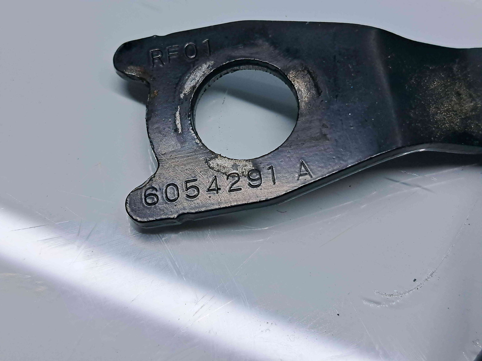 Capsa centura dreapta fata MITSUBISHI Outlander II [Fabr 2006-2015] 6054291A - imagine 4