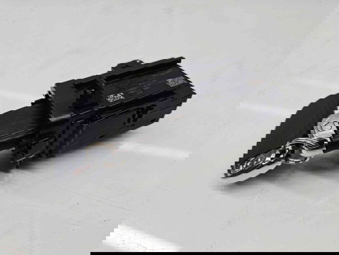  Contact cu cheie Audi A4 (8K2, B8) [Fabr 2008-2015] 8K0909131C 2.0 TDI CAHA125KW / 170CP