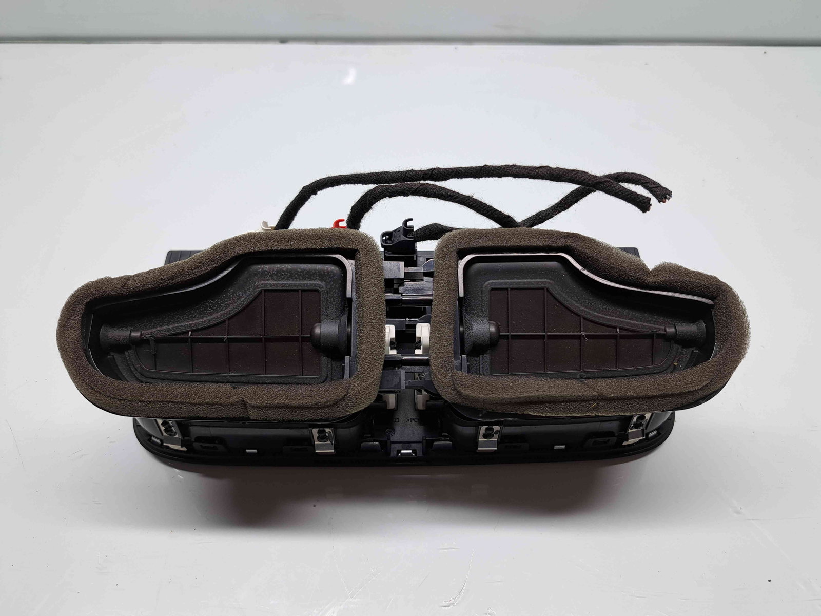 Grila aerisire centrala Volkswagen Polo (6R) [Fabr 2009-2016] 6RF819728A - imagine 5