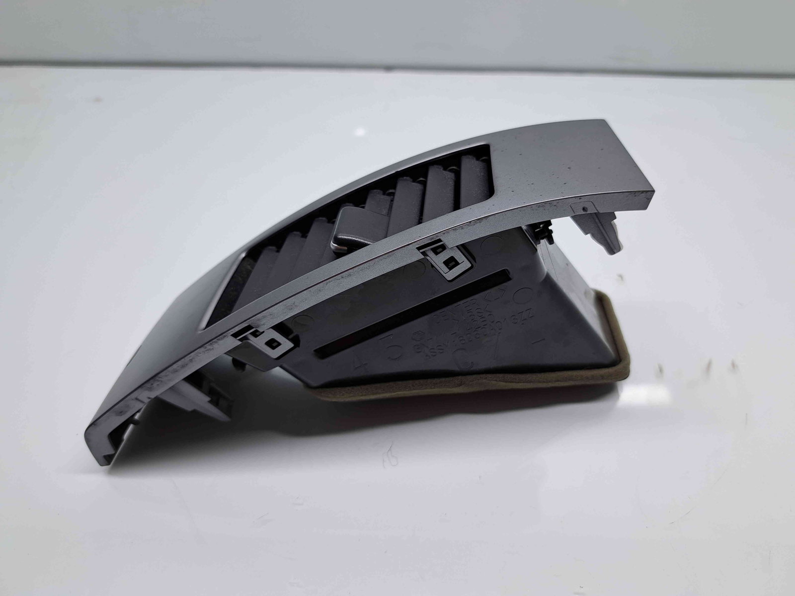 Grila aerisire centrala MITSUBISHI Outlander II [Fabr 2006-2015] 8030A013ZZ - imagine 2