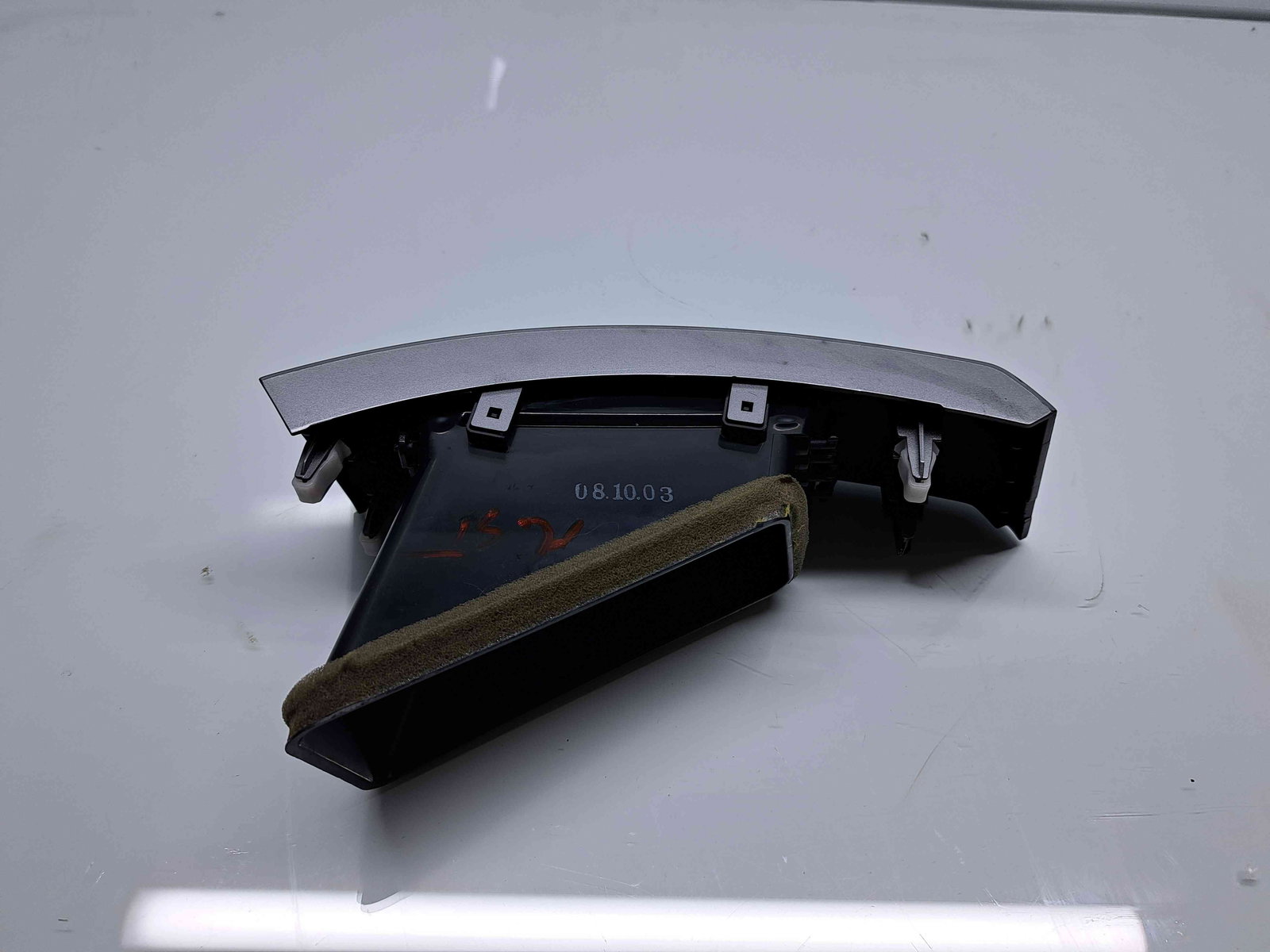 Grila aerisire centrala MITSUBISHI Outlander II [Fabr 2006-2015] 8030A013ZZ - imagine 5