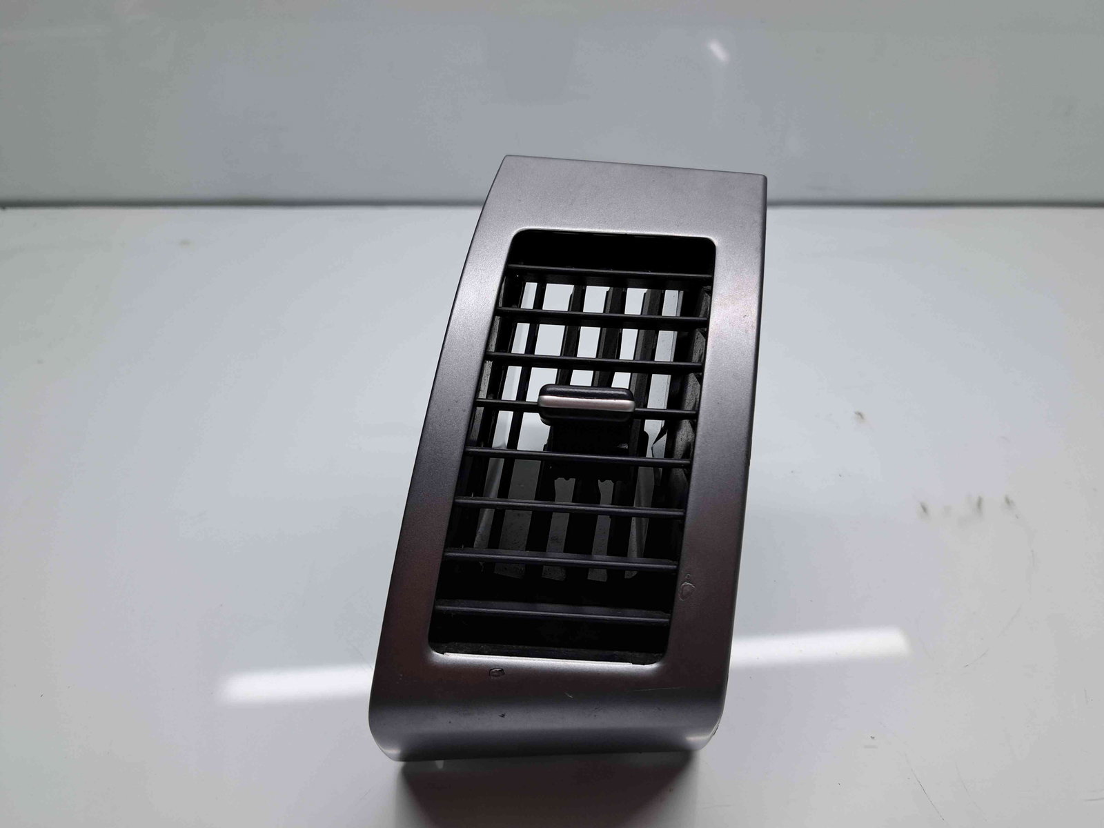 Grila aerisire dreapta MITSUBISHI Outlander II [Fabr 2006-2015] 8030A025ZZ - imagine 1