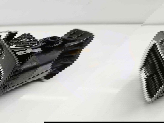  Grila aerisire stanga Volkswagen Golf 6 (5K1) [Fabr 2009-2013] 5K0819709