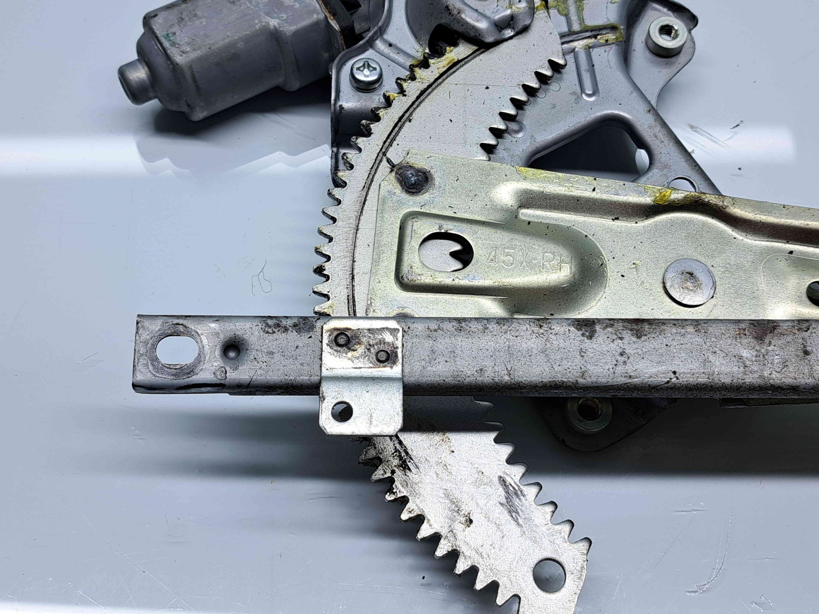 Macara electrica geam dreapta fata MITSUBISHI Outlander II [Fabr 2006-2015] 5713A086 - imagine 5