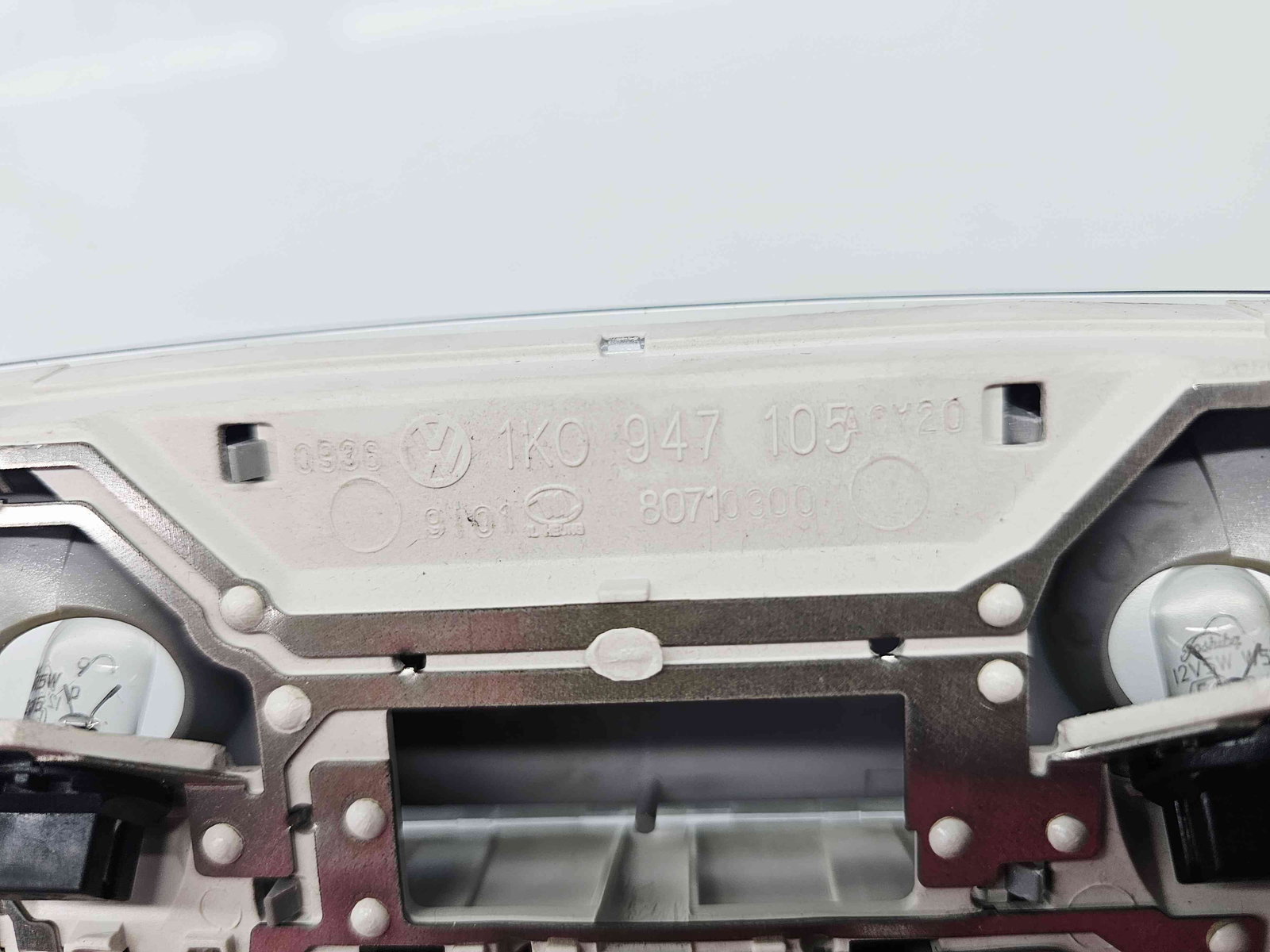 Plafoniera fata Volkswagen Golf 6 (5K1) [Fabr 2009-2013] 1K0947105 - imagine 5