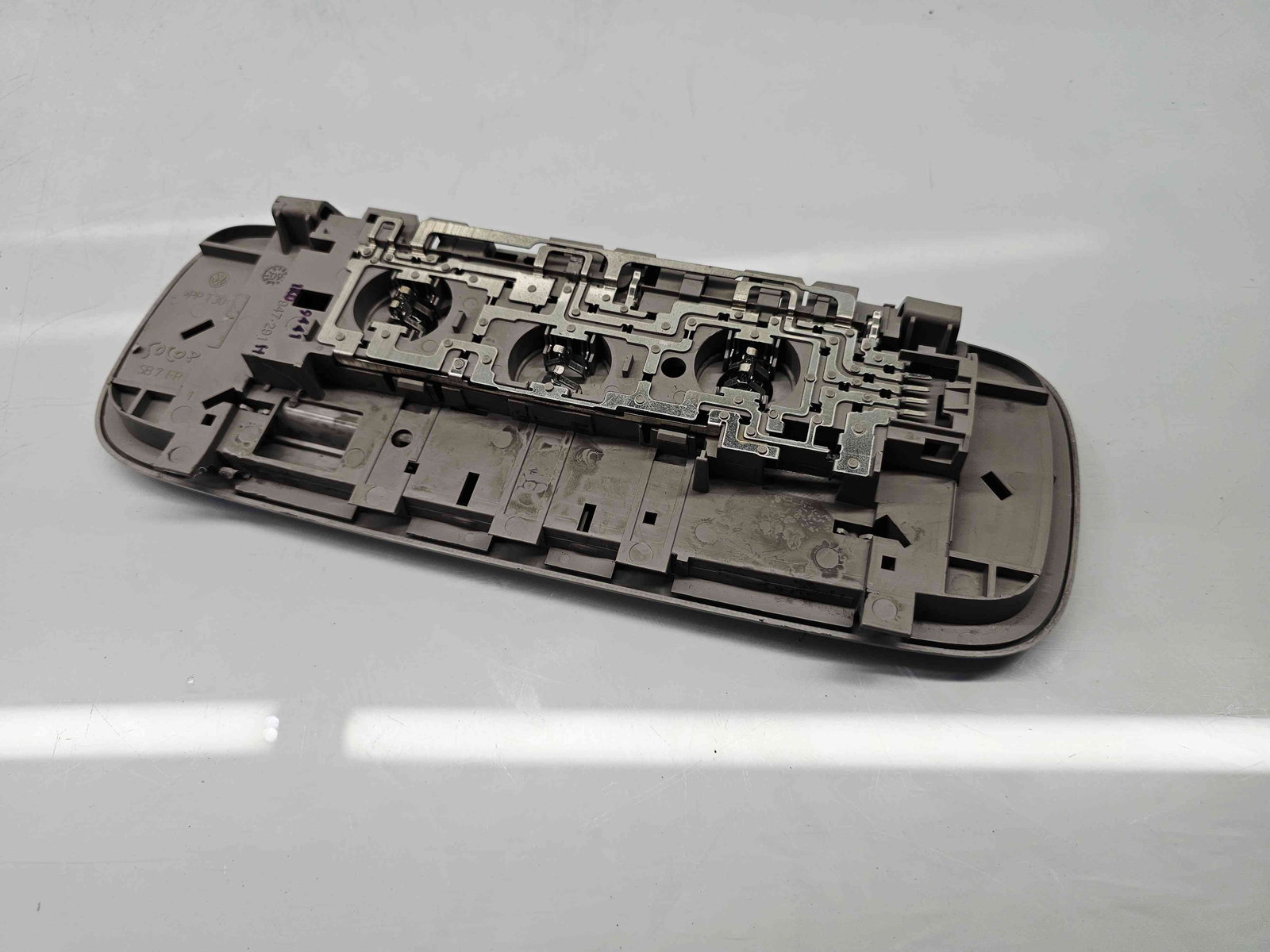 Plafoniera spate Volkswagen Golf 6 (5K1) [Fabr 2009-2013] 1K0947291H - imagine 6