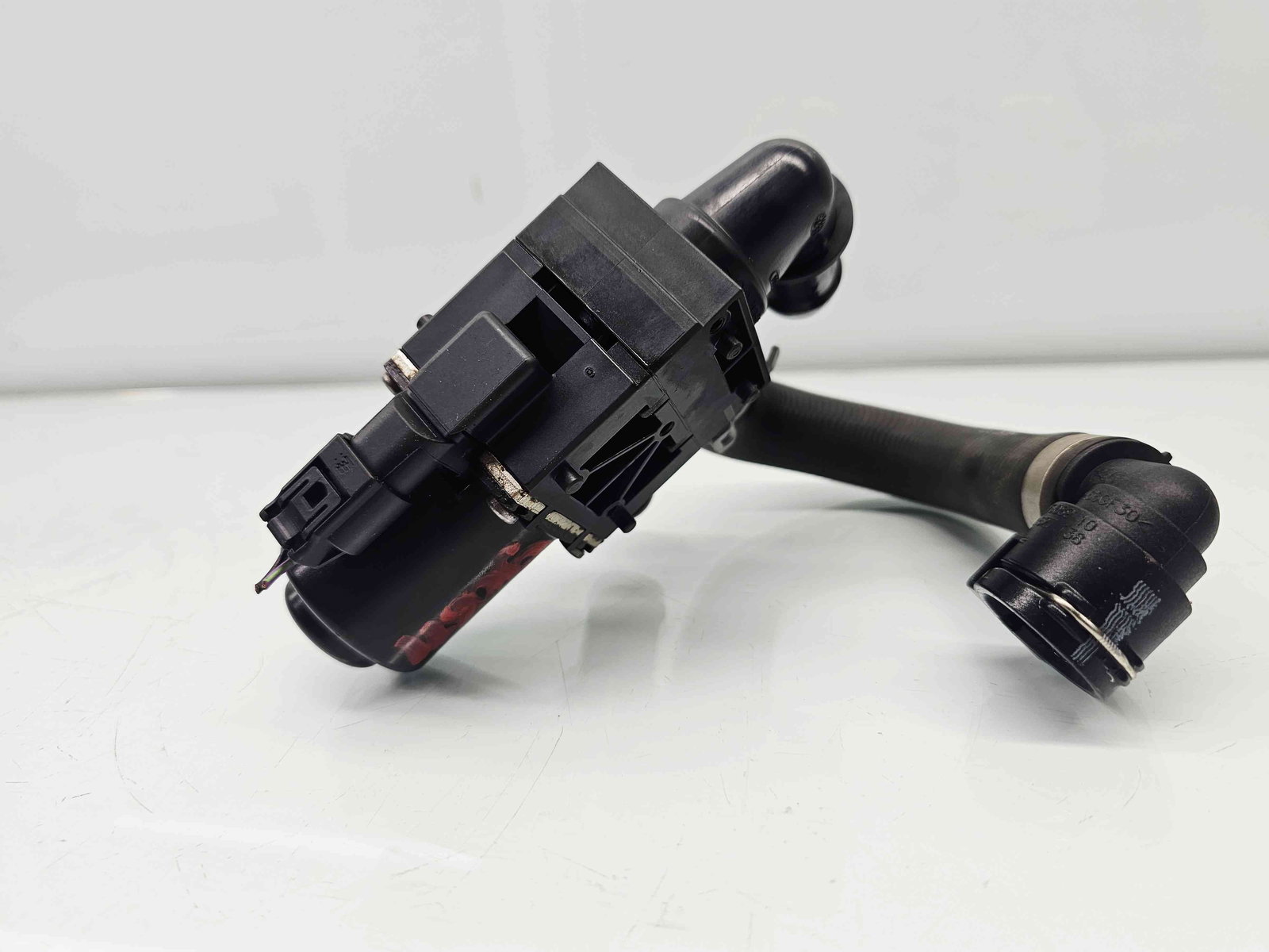 Pompa recirculare apa Bmw 3 Saloon (G20) [Fabr 2018-2025] 9147347 2.0 Benz B48X 158KW / 215CP - imagine 5