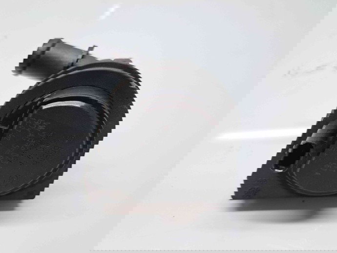 Pompa recirculare apa Volkswagen Golf 7 (5G) [Fabr 2014-prezent] 5G0965567A 1.4 TSI CPTA 103KW / 140CP