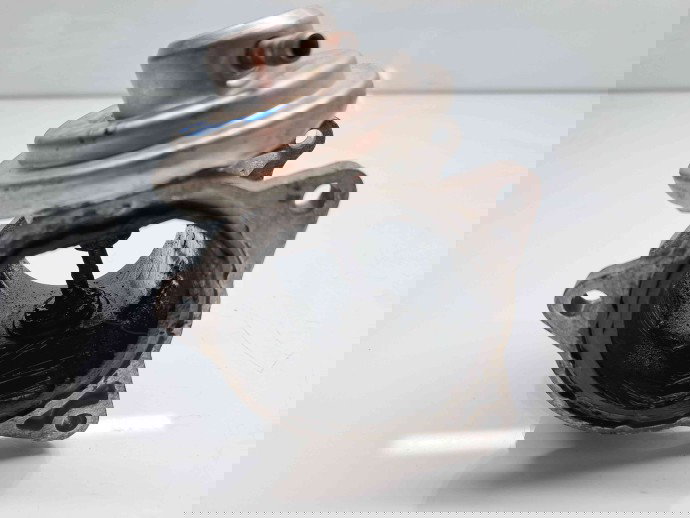 Supapa EGR Skoda Octavia 2 (1Z3) [Fabr 2004-2013] 038129637D 1.9 TDI BXE 77KW / 105CP