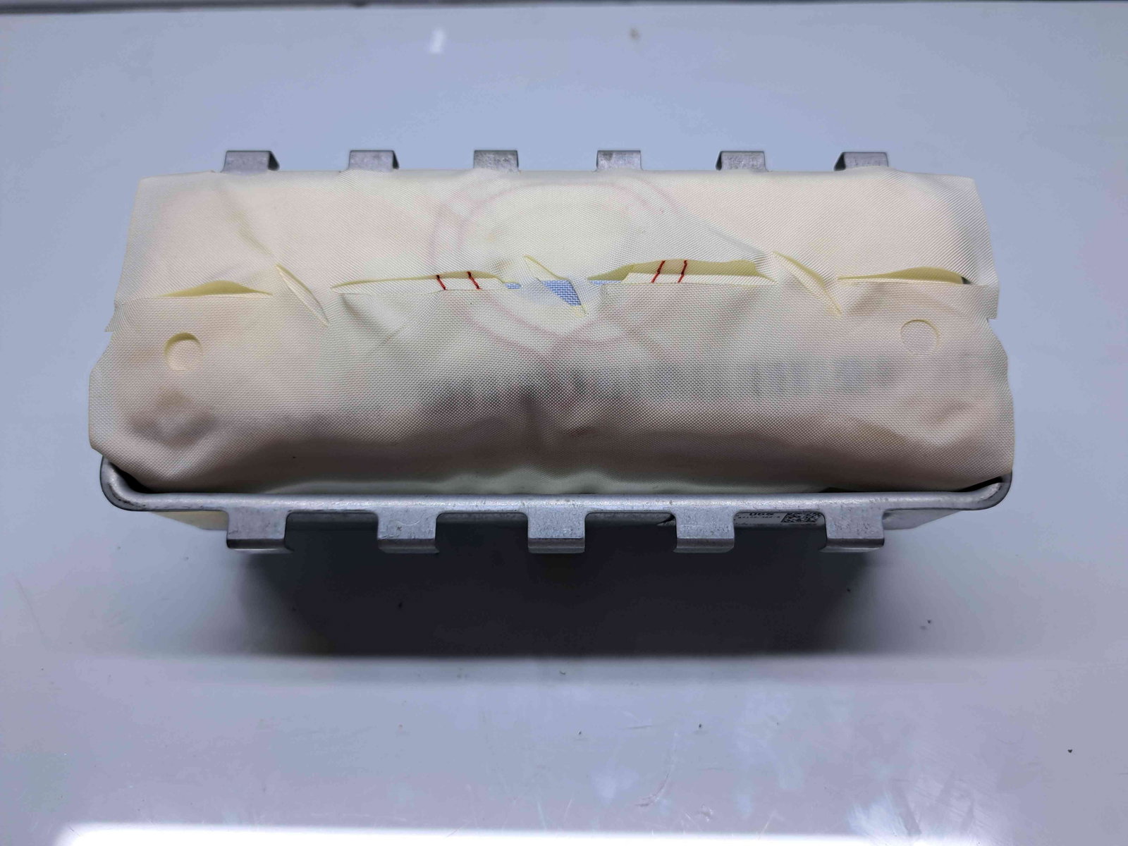 Airbag pasager Volkswagen Polo (6R) [Fabr 2009-2016] 6R0880204 - imagine 1