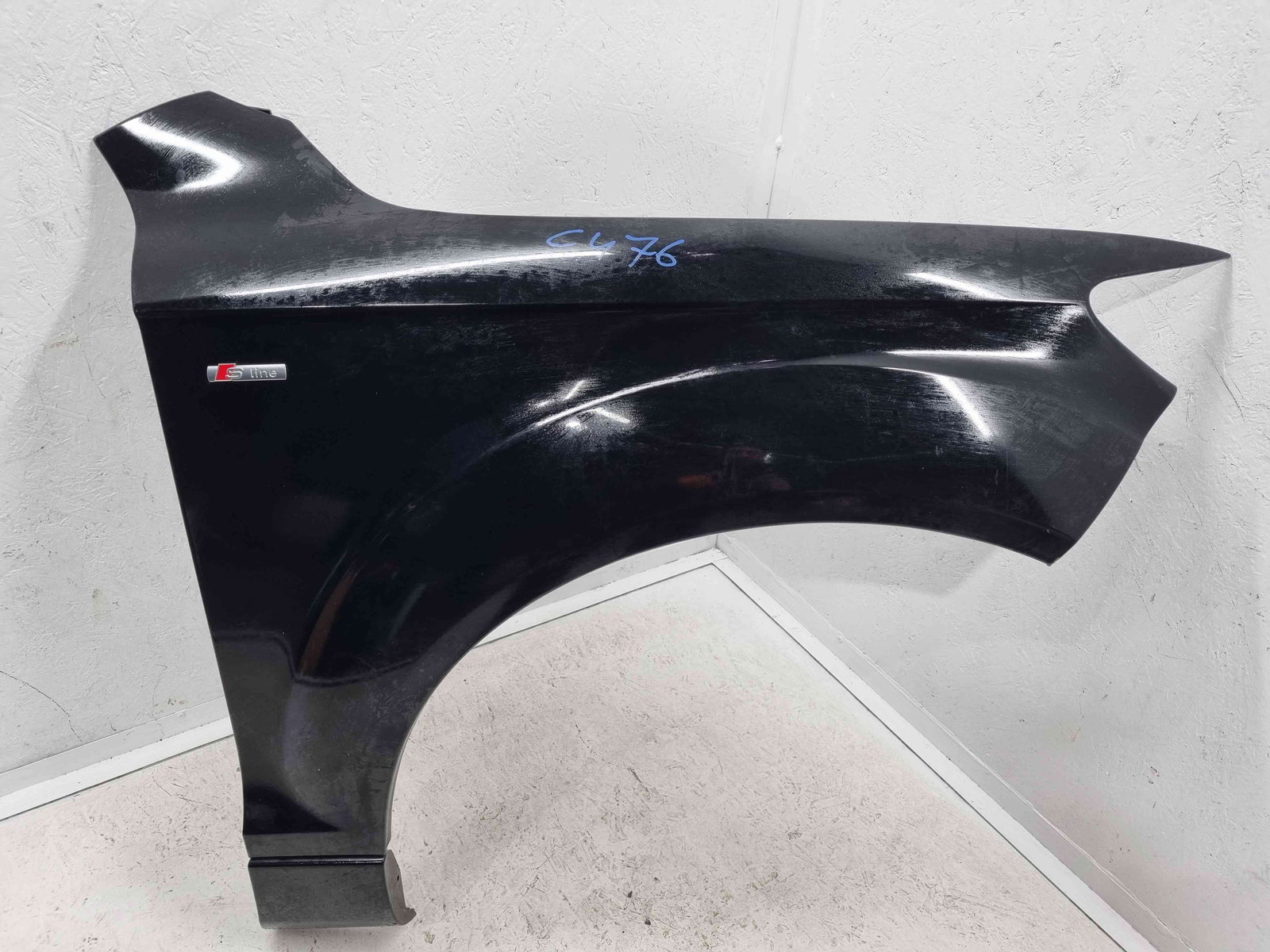 Aripa dreapta fata Audi Q7 (4LB) [Fabr 2006-2014] Facelift L041 - imagine 1