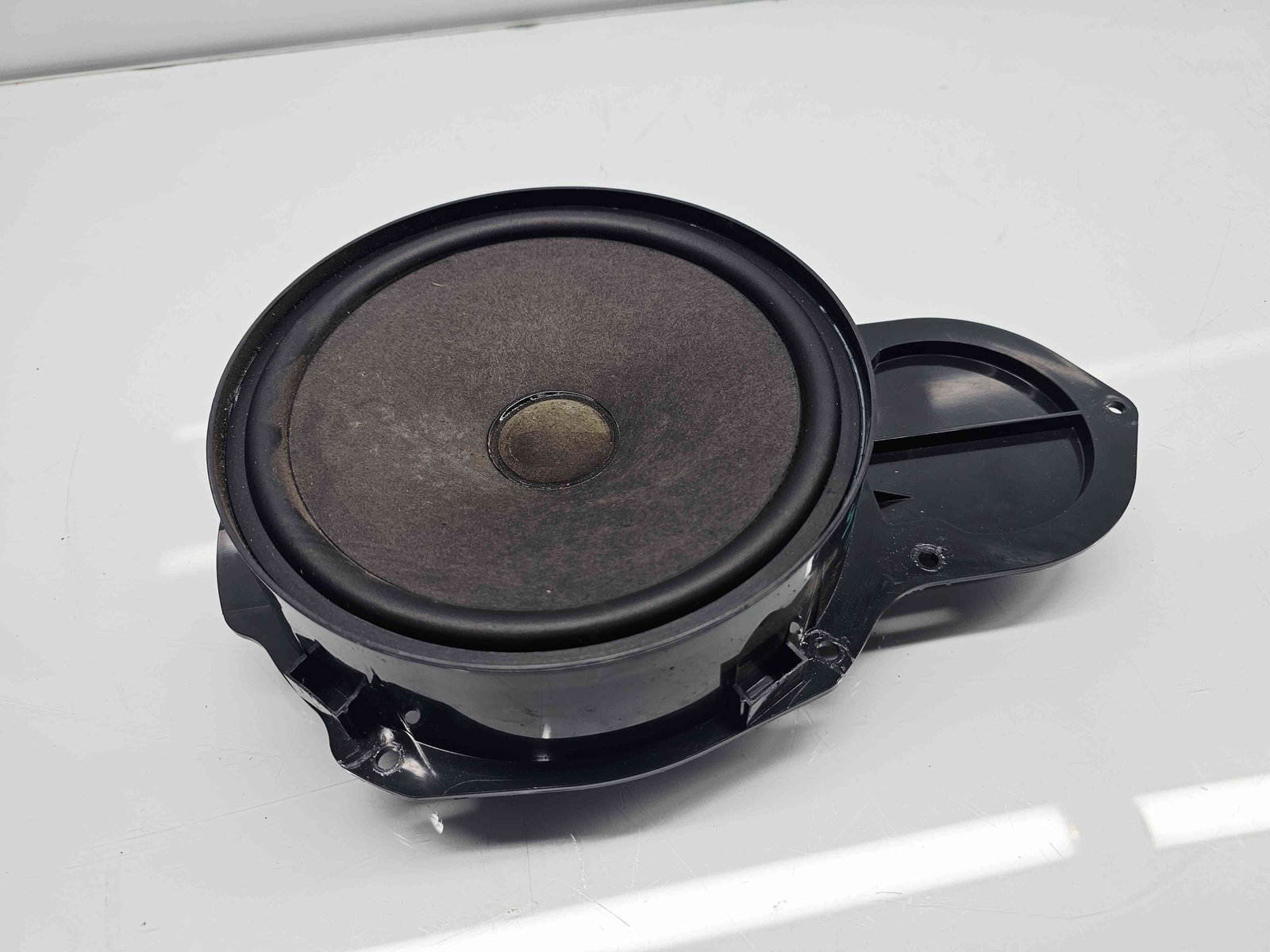 Boxa dreapta fata Volkswagen Passat B7 (362) [Fabr 2010-2014] 3C8035454 - imagine 1