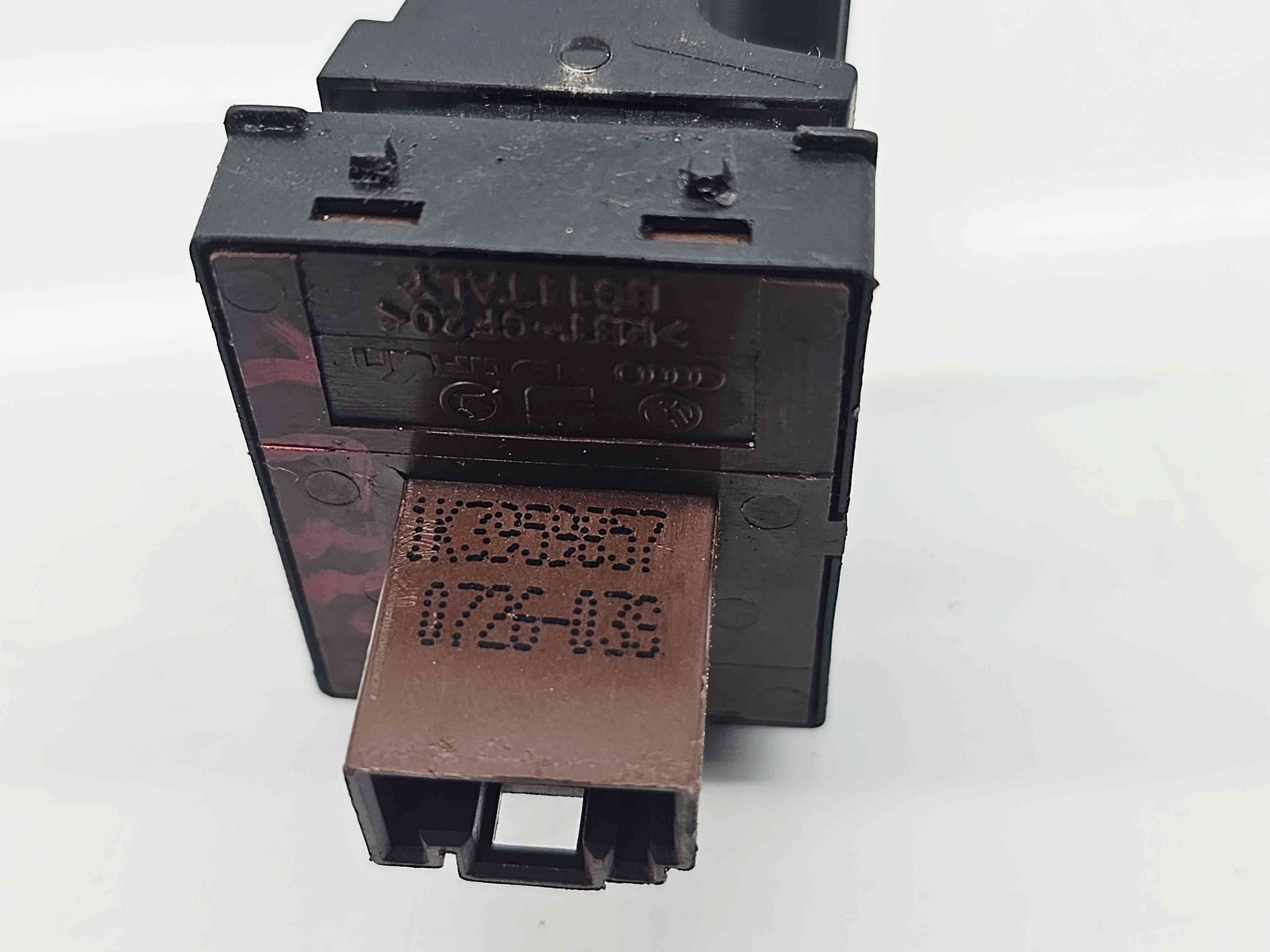 Butoane comanda geamuri sofer Volkswagen Passat B6 Variant (3C5) [Fabr 2005-2010] 1K3959857 - imagine 3