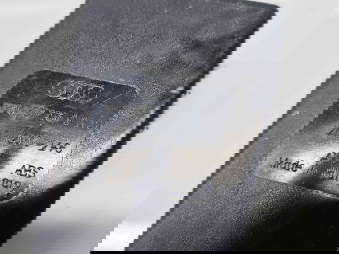  Capsa centura dreapta fata Audi A3 Sportback (8PA) [Fabr 2004-2013] Facelift 8P0857756G