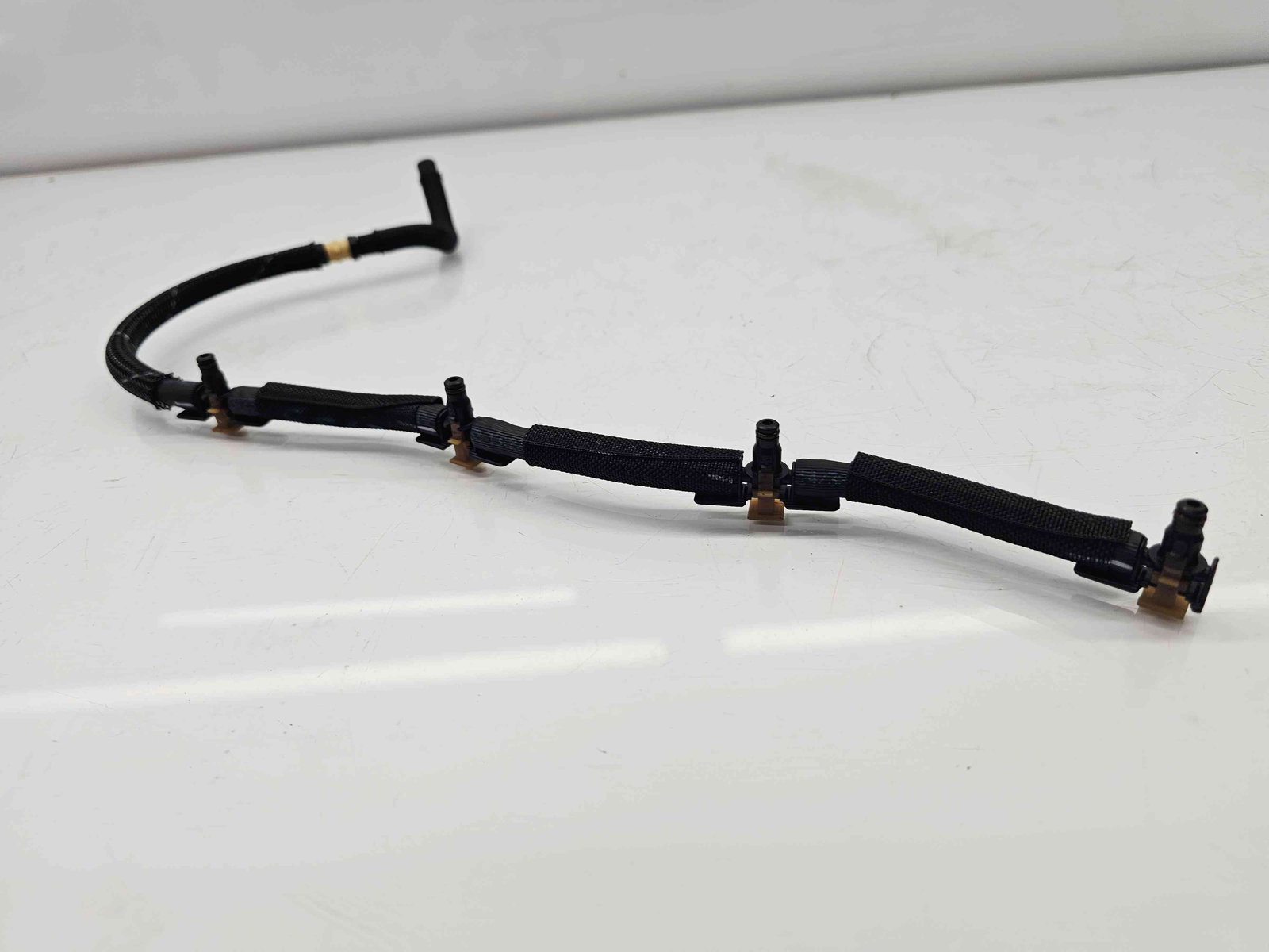 Conducta retur injectoare Volkswagen Passat B7 (362) [Fabr 2010-2014] OEM 2.0 TDI CFFB 103KW / 140CP - imagine 3