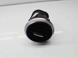  Grila aerisire centrala Audi A3 Sportback (8PA) [Fabr 2004-2013] Facelift 8P0820901C