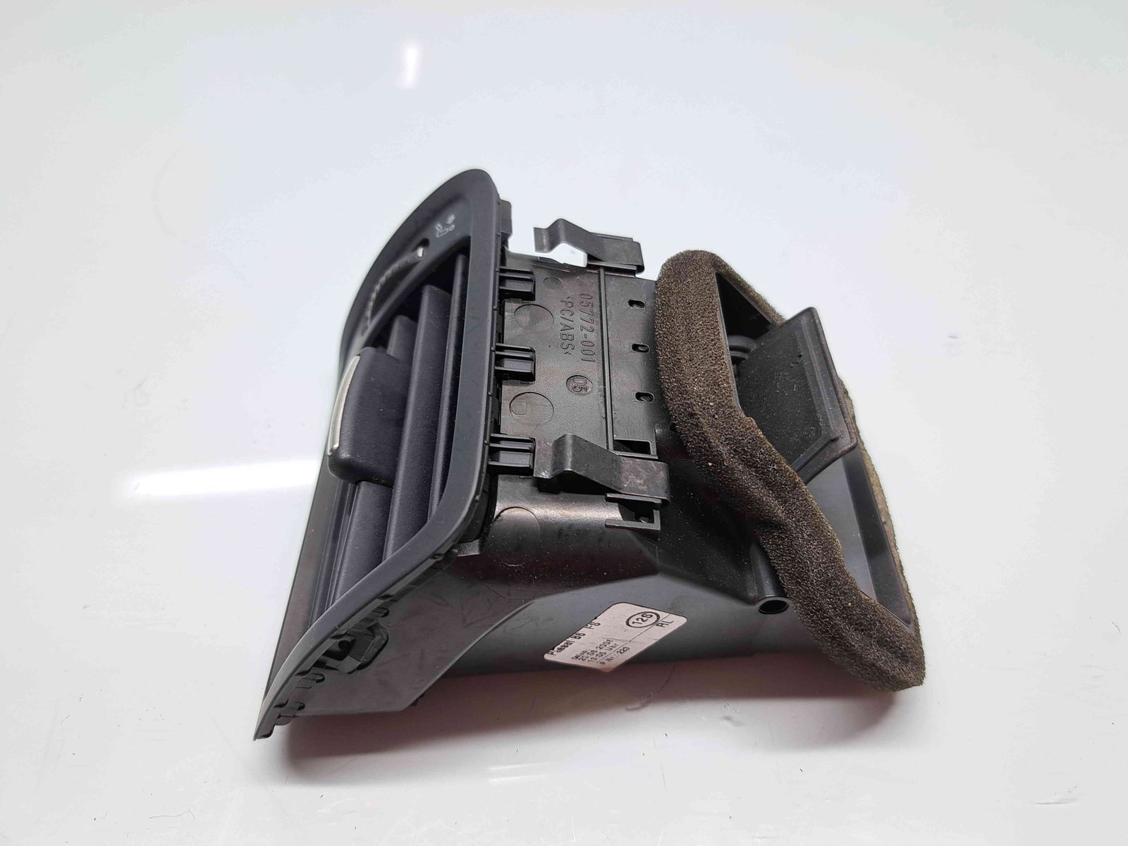 Grila aerisire dreapta Volkswagen Passat B6 (3C2) [Fabr 2005-2010] 3C2819702E - imagine 2