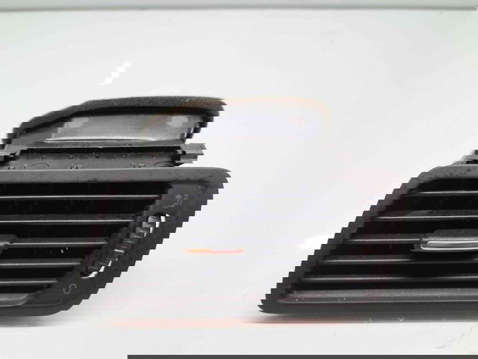  Grila aerisire stanga Volkswagen Passat B6 (3C2) [Fabr 2005-2010] 3C2819701E