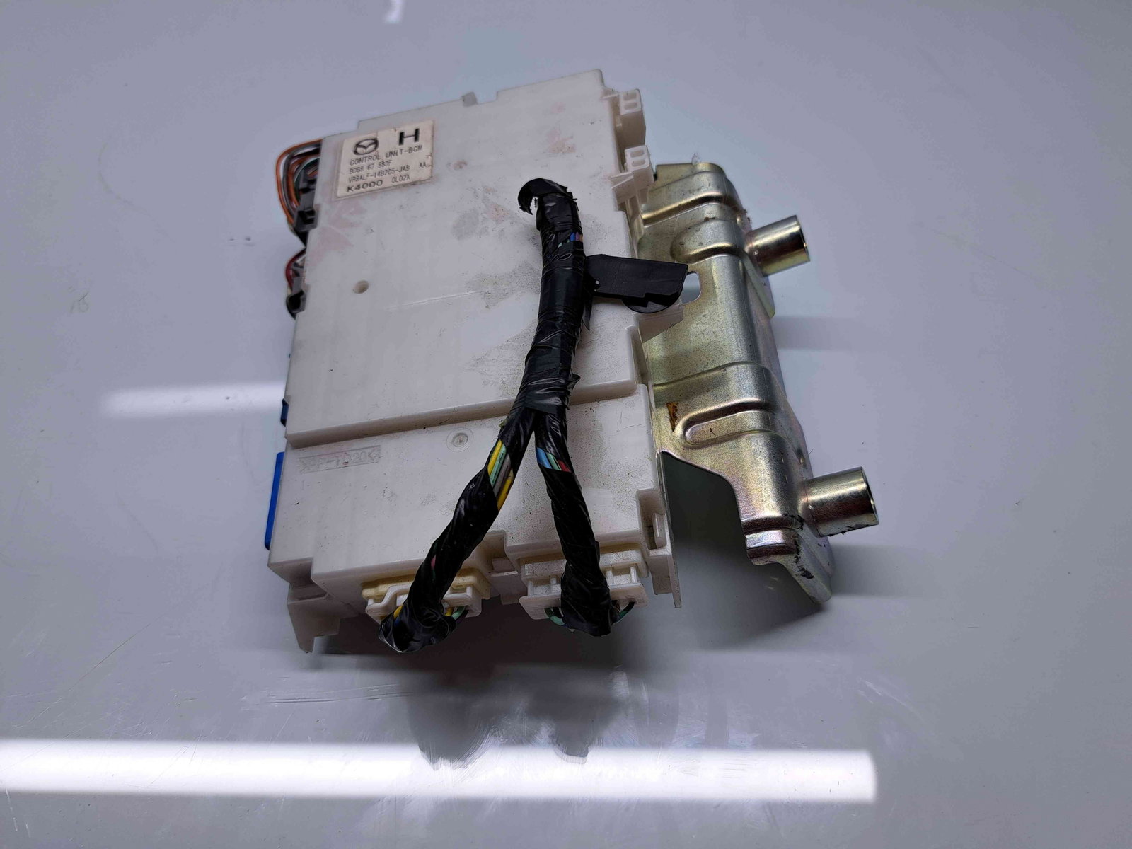 Modul confort MAZDA 3 II Hatchback Facelift [Fabr 2011-2013] BDG867560F - imagine 2