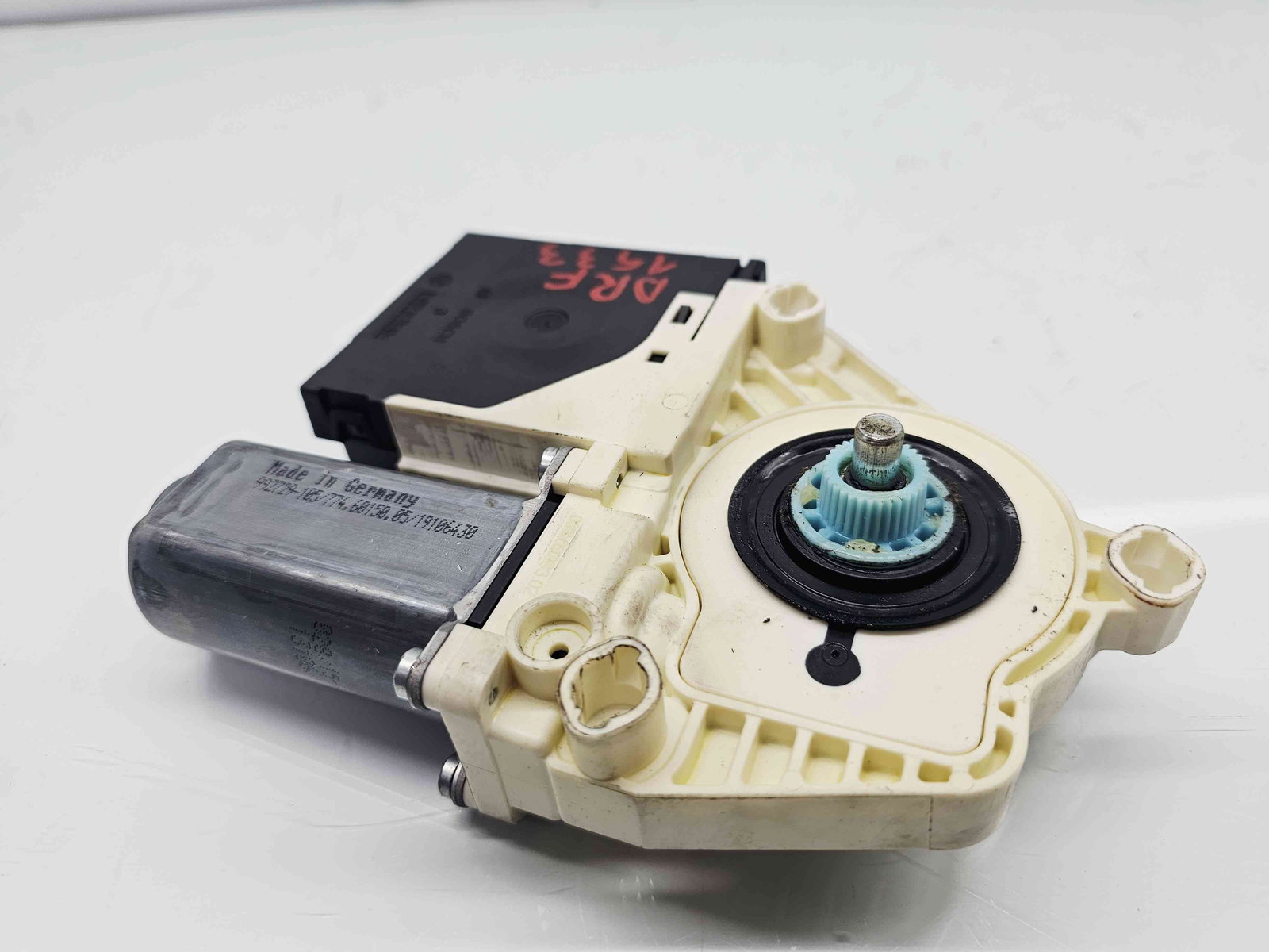 Motoras geam dreapta fata Volkswagen Passat B6 Variant (3C5) [Fabr 2005-2010] 1K0959702P - imagine 1