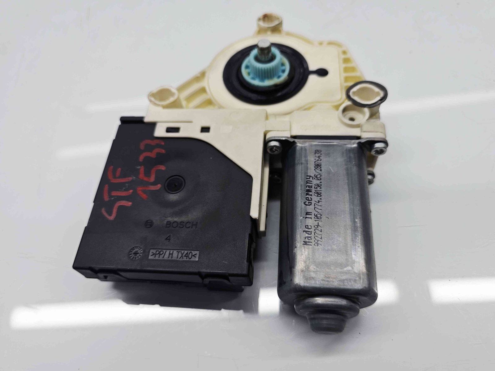 Motoras geam stanga fata Volkswagen Passat B6 Variant (3C5) [Fabr 2005-2010] 1K0959701P - imagine 3