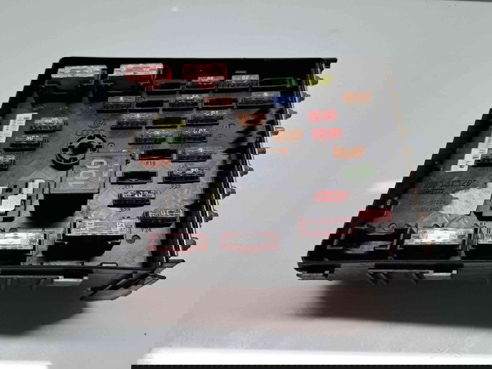 Panou sigurante Volkswagen Passat B6 (3C2) [Fabr 2005-2010] 3C0937125