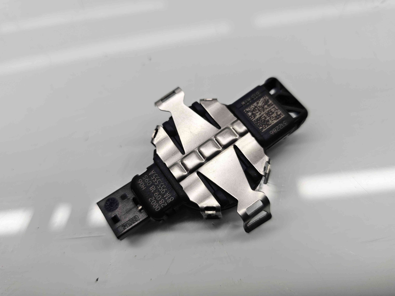 Senzor ploaie Audi A6 (4A2, C8) S-line [Fabr 2018-2025] 81A955555A - imagine 2