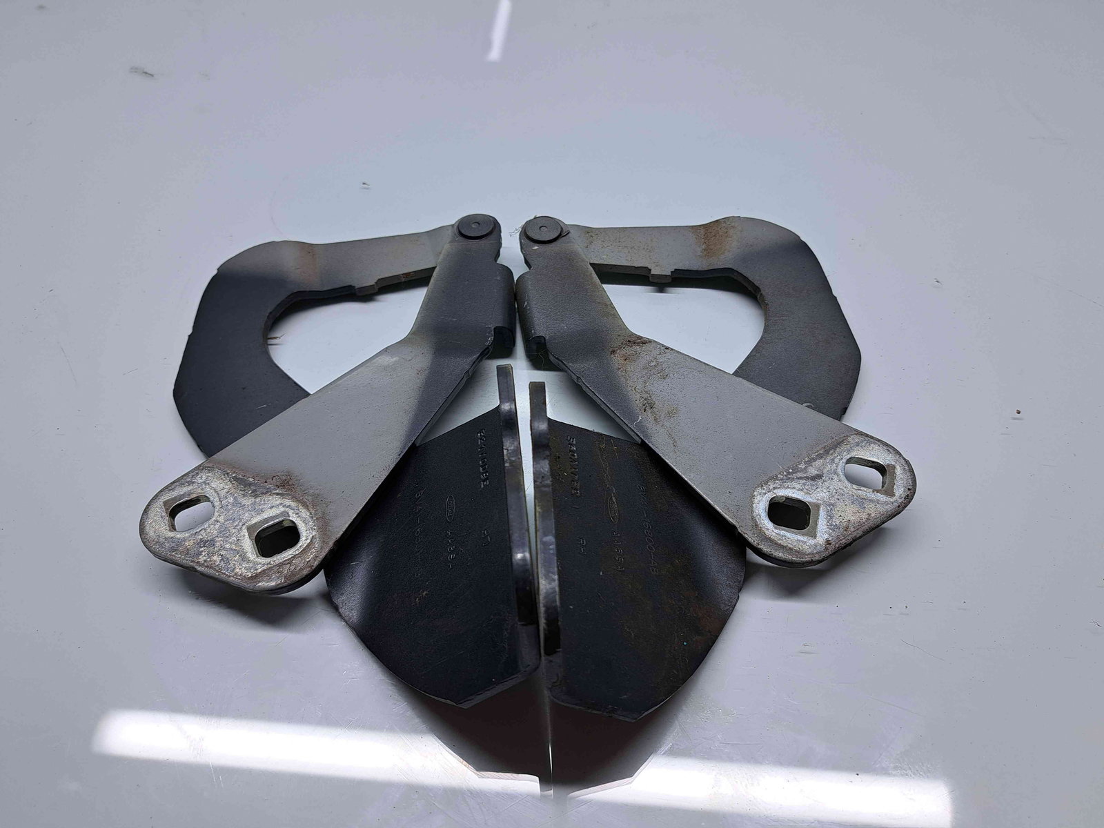 Set balamale capota Ford Kuga I [Fabr 2008-2012] 8V41-16800-AB / 8V41-16801-AB - imagine 1