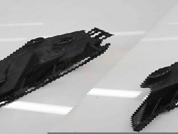 Suport bara dreapta spate Audi A3 Sportback (8PA) [Fabr 2004-2013] Facelift 8P4807394A