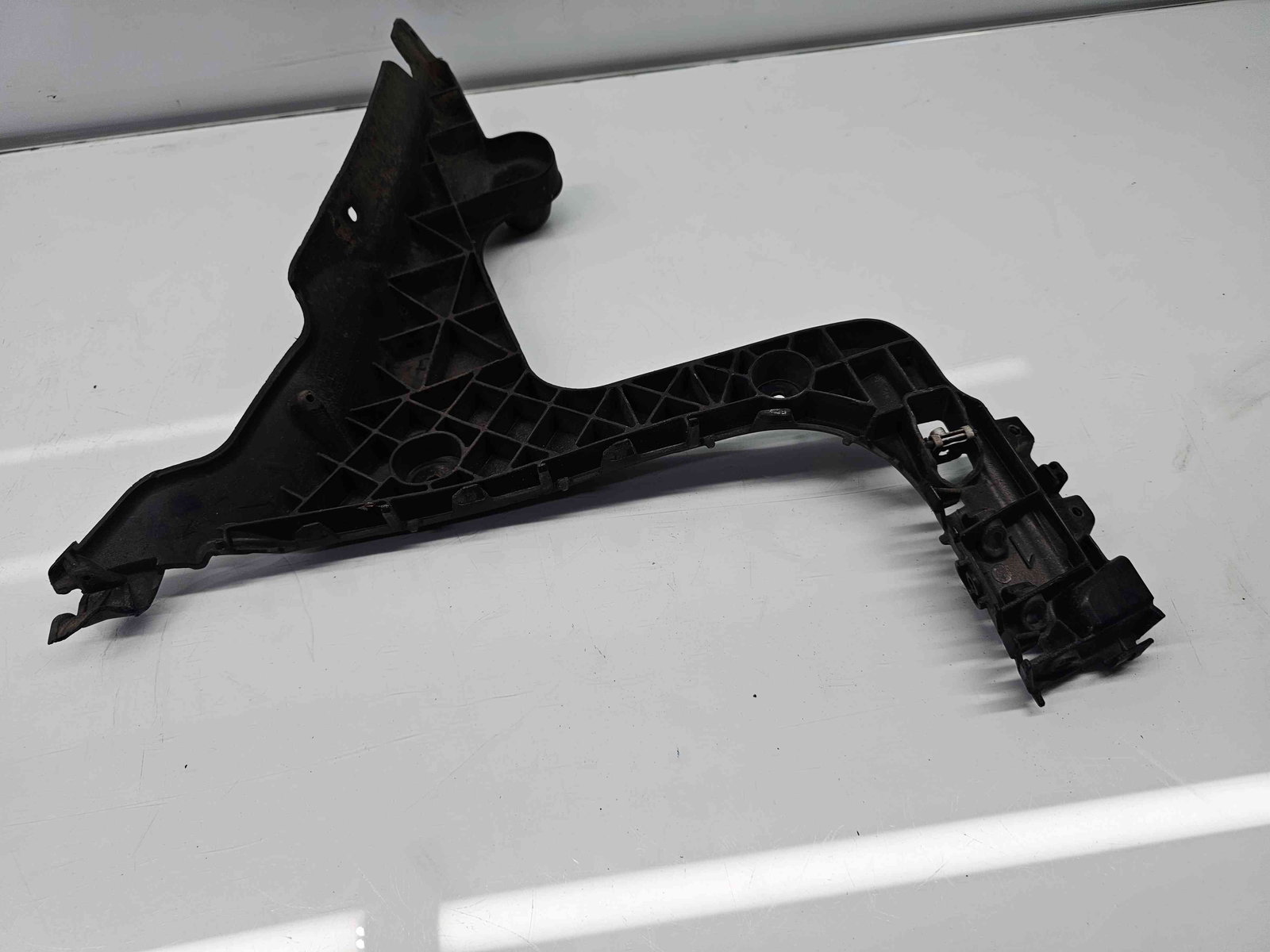 Suport bara dreapta spate Audi A3 Sportback (8PA) [Fabr 2004-2013] Facelift 8P4807378B - imagine 5