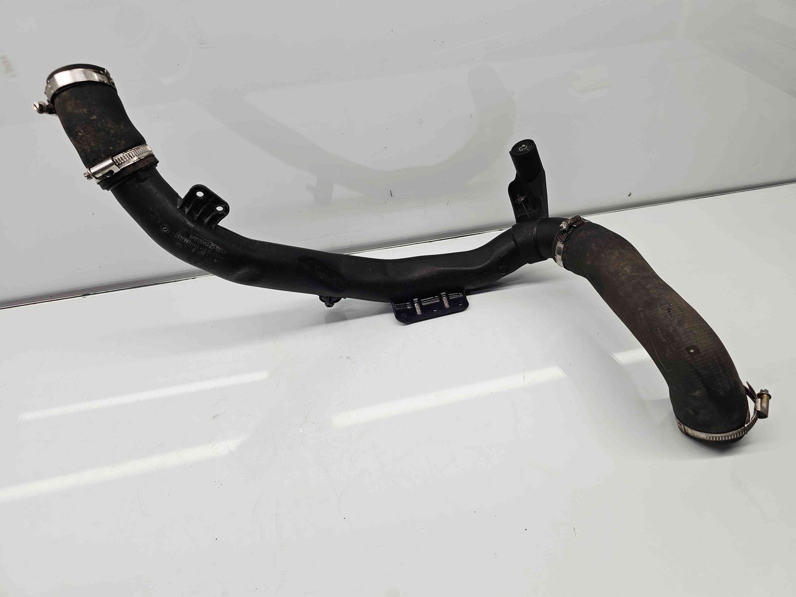 Tub intercooler Volkswagen Passat B7 (362) [Fabr 2010-2014] 5N0145840C 2.0 TDI CFFB 103KW / 140CP - imagine 1