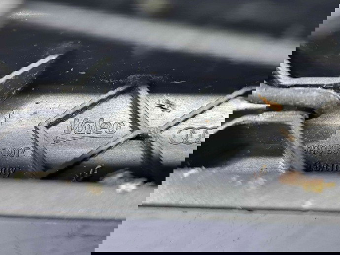  Brat stergator haion Audi Q5 (8RB) [Fabr 2008-2016] 8R0955407